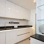 Urbano Blanco Apartamento